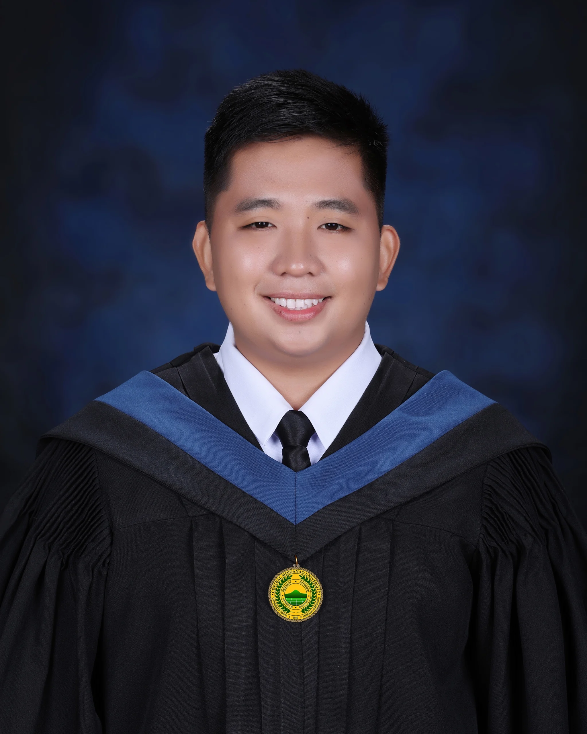 Graduation Picture by Rommel Kent Maximo